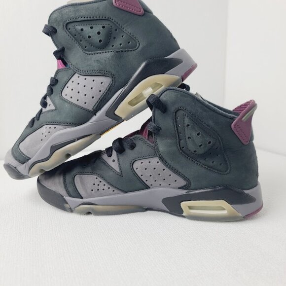 Jordan Girl's Black Purple 6 Retro GS Bordeaux 384665-063 Mid-Top Sneaker Sz 4.5 - Picture 2 of 9